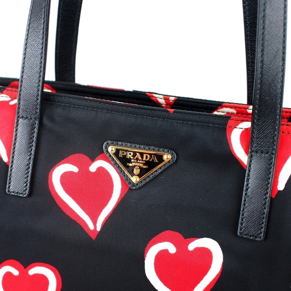 Prada Heart Print Tessuto Stampato Nylon Tote - Picture 3 of 8